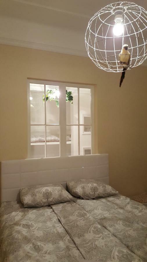 Modern History Apartment Talin Exterior foto