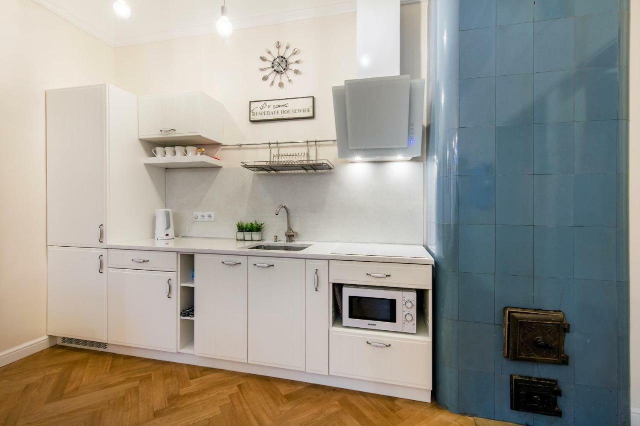 Modern History Apartment Talin Exterior foto